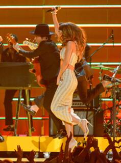 Rihanna feet photo thumbnail