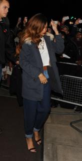 Rihanna feet photo thumbnail