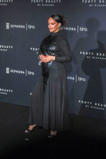 Rihanna feet photo 3