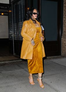 Rihanna feet photo 9