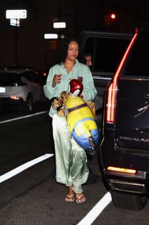 Rihanna feet photo 9