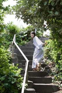 Riho Yoshioka feet photo 17