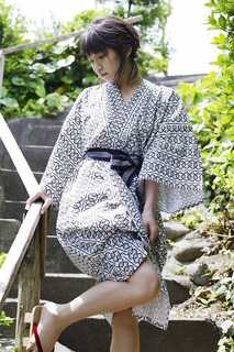 Riho Yoshioka feet photo 16