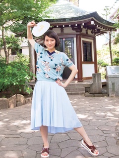 Riho Yoshioka feet photo 2