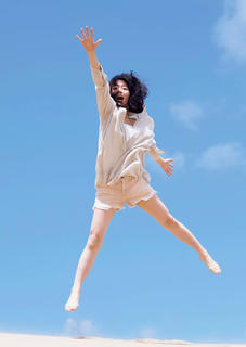 Riho Yoshioka feet photo 18