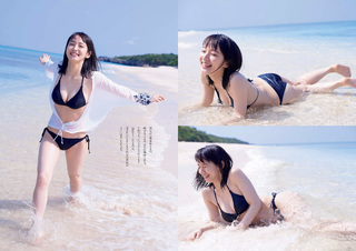 Riho Yoshioka feet photo 15