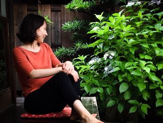 Riho Yoshioka feet photo 19