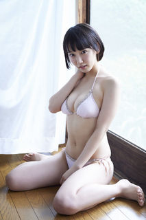 Riho Yoshioka feet photo 10