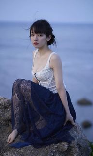 Riho Yoshioka feet photo 8