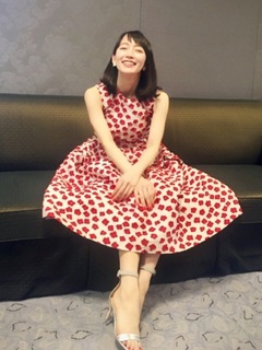 Riho Yoshioka feet photo 17