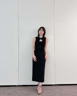Riho Yoshioka feet photo 13