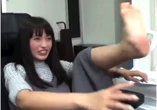 Rikako Aida feet photo 7