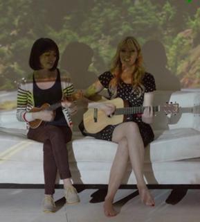 Riki Lindhome feet photo thumbnail