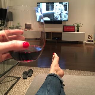 Riki Lindhome feet photo thumbnail