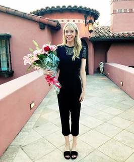 Riki Lindhome feet photo thumbnail