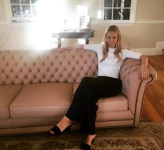 Riki Lindhome feet photo thumbnail