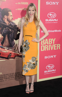 Riki Lindhome feet photo thumbnail