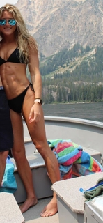 Riley Gaines feet photo thumbnail