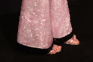 Riley Keough feet photo thumbnail