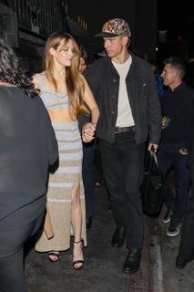 Riley Keough feet photo thumbnail