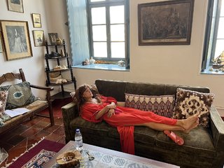 Riley Keough feet photo thumbnail
