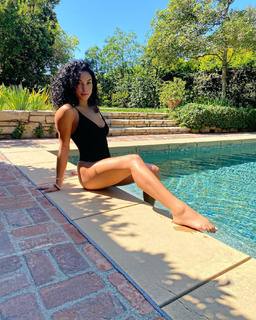 Riley Simpson feet photo 2