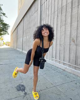 Riley Simpson feet photo 15