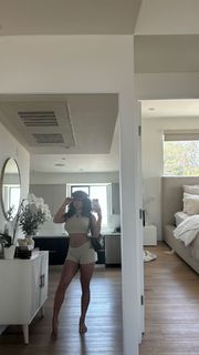 Riley Simpson feet photo 4