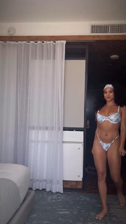 Riley Simpson feet photo 18