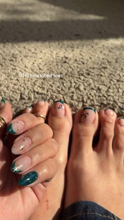 Riley Simpson feet photo 11