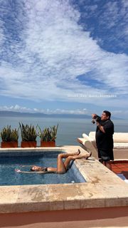 Riley Simpson feet photo 5