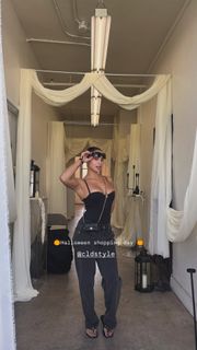 Riley Simpson feet photo 11