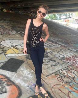 Riley Voelkel feet photo 2