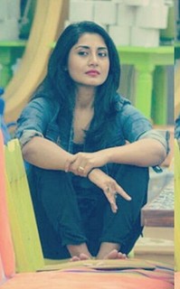 Rimi Sen feet photo thumbnail