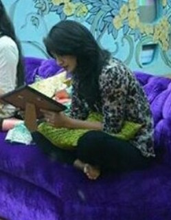 Rimi Sen feet photo thumbnail