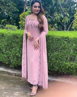 Rimi Tomy feet photo 2