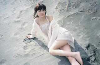 Rina Aizawa feet photo 2