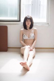 Rina Aizawa feet photo 8