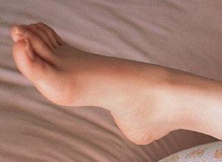 Rina Akiyama feet photo thumbnail