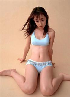 Rina Akiyama feet photo thumbnail