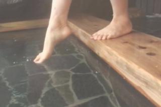 Rina Akiyama feet photo thumbnail