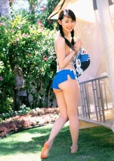 Rina Akiyama feet photo thumbnail