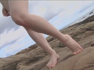 Rina Akiyama feet photo thumbnail