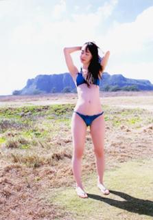 Rina Akiyama feet photo thumbnail