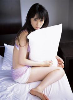 Rina Akiyama feet photo thumbnail