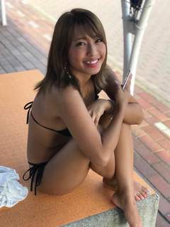 Rina Hashimoto feet photo 10