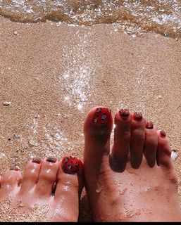 Rina Hashimoto feet photo 2