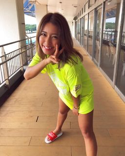 Rina Hashimoto feet photo 17