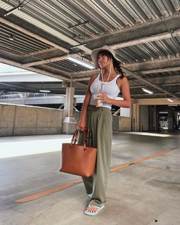 Rina Hashimoto feet photo 11