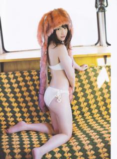 Rina Kawaei feet photo 2